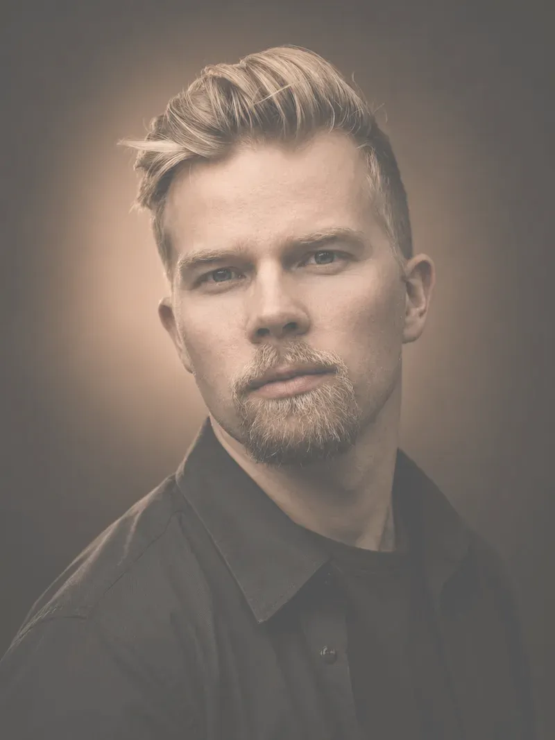Marko Laukkarinen — KUVAAJA · KOTKA